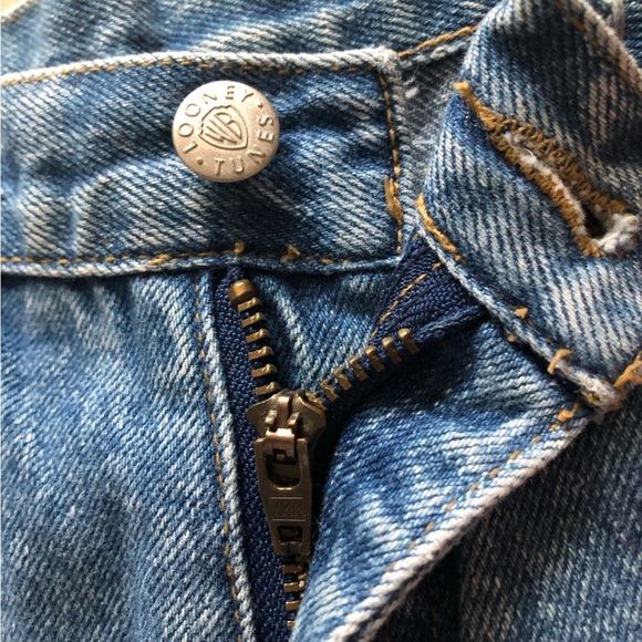 Vintage Warner Bros. Looney Tunes Embroidered Jean Shorts 24” Waist Kids 12 - Picture 5 of 9